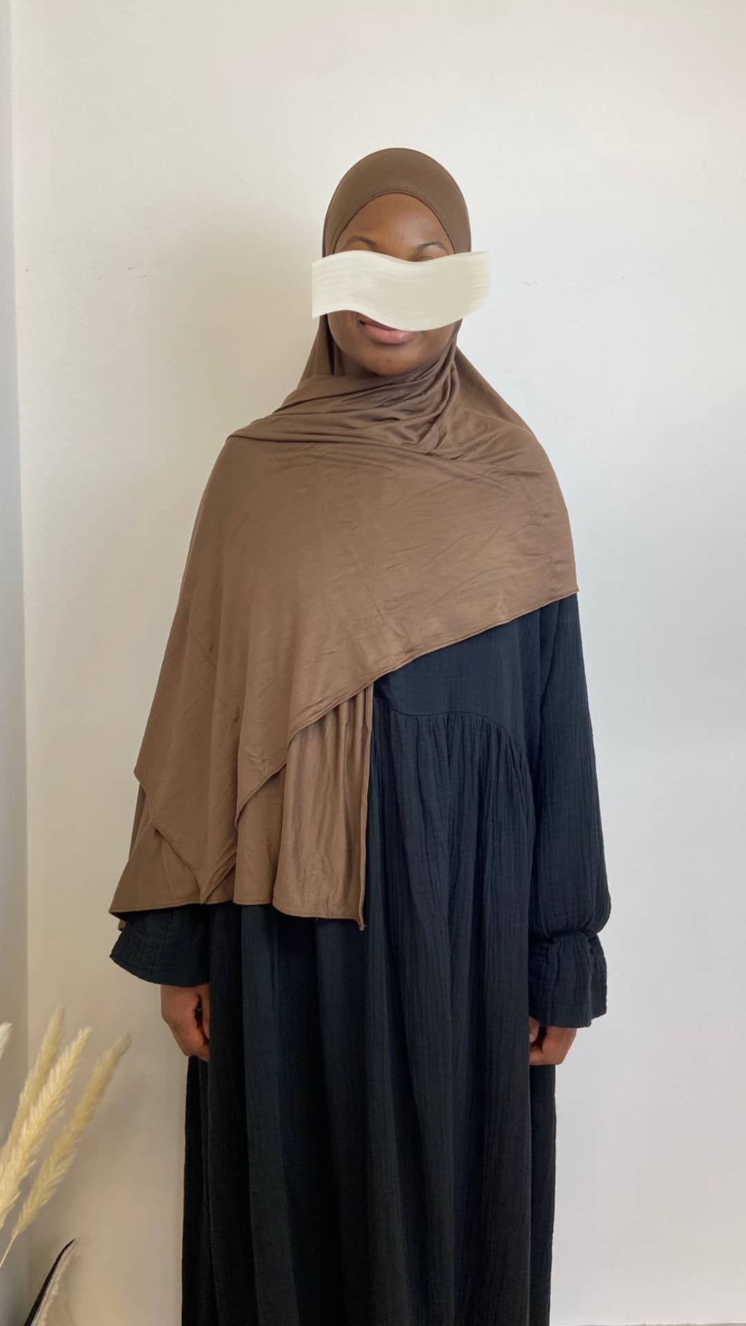 Jersey Hijab in der Farbe Mocha Mousse