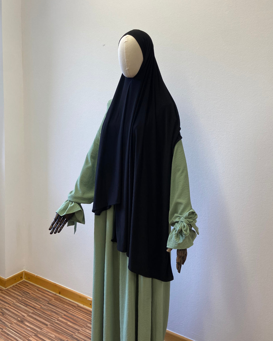 Mango Krepp Abaya Rüschenärmel