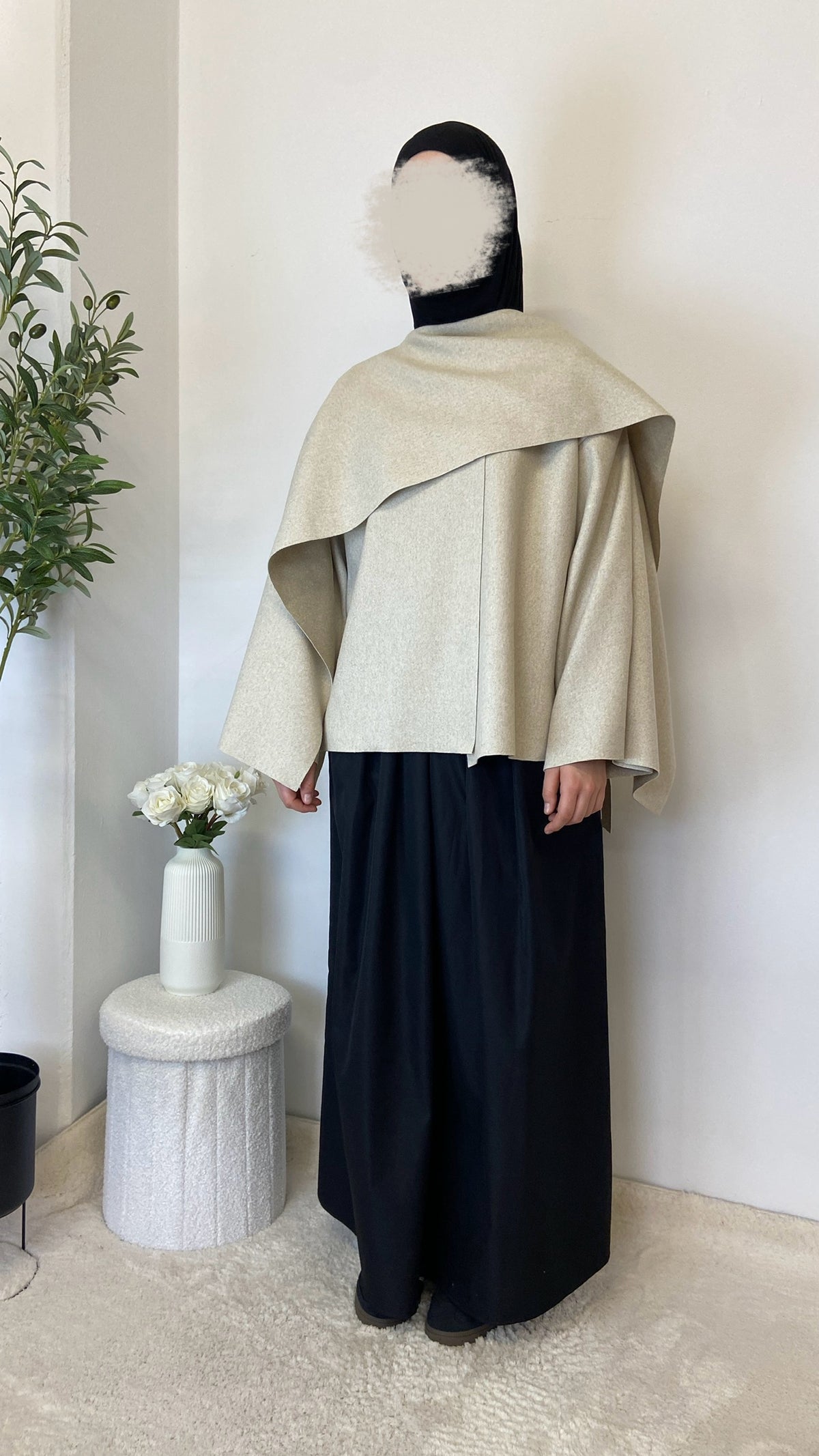 Cape mit angenähtem Schal Montecarlo