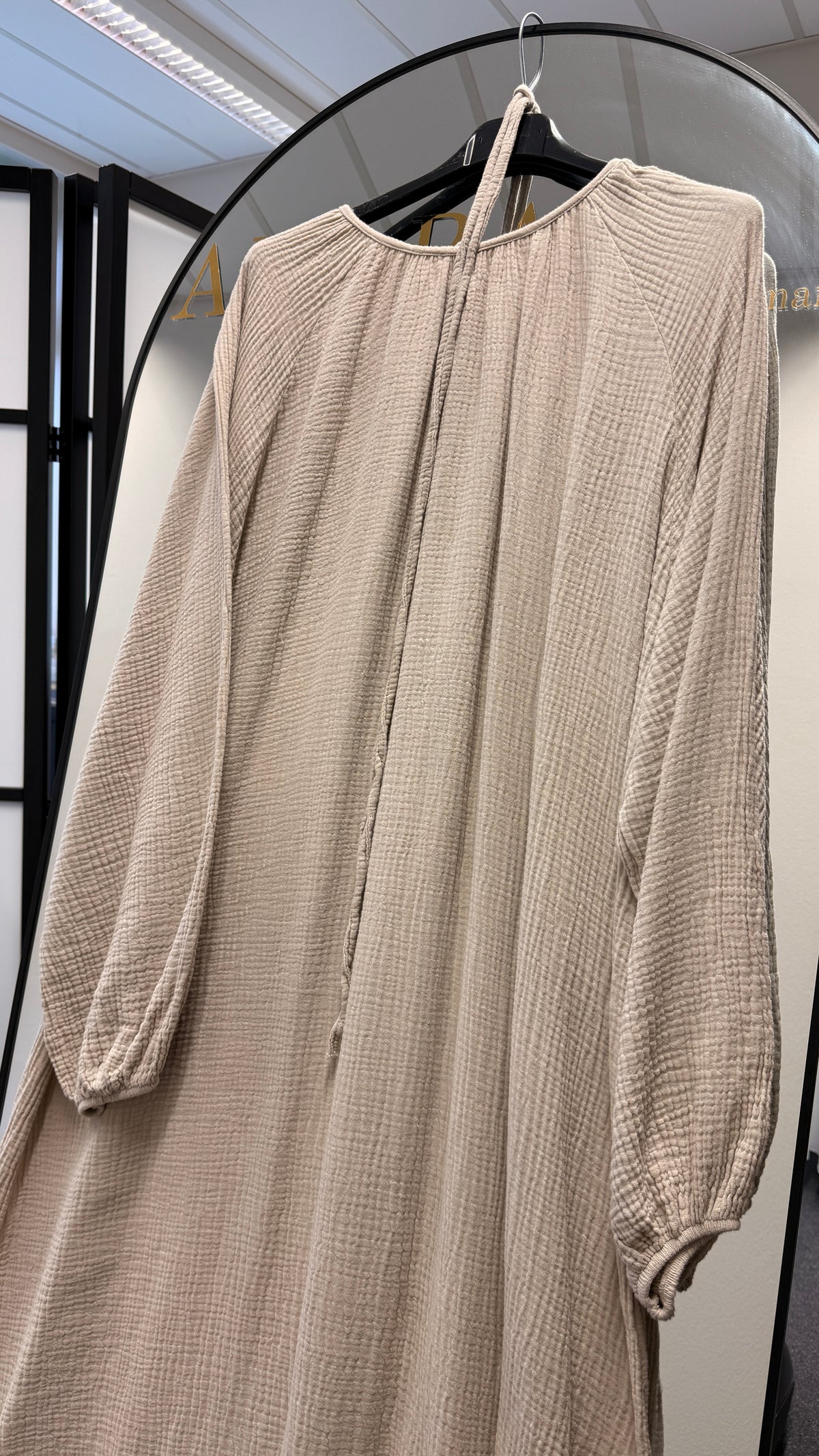 Classy Musselin Abaya Lina