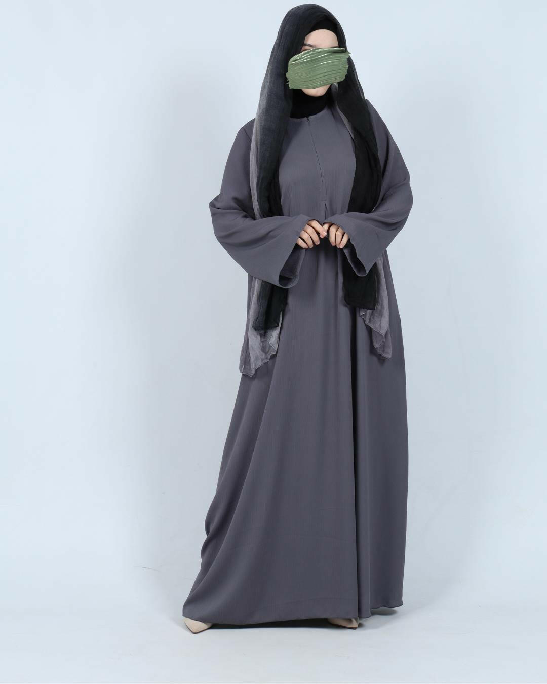 Die bequeme Eleganz - Abaya Aischa Grau.