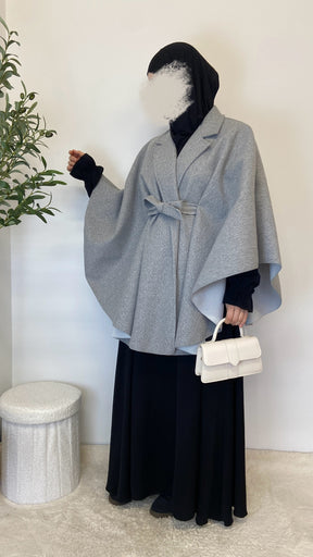 Eleganter Poncho