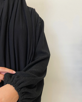 Cozy Ribbed Balloon Sleeve Abaya