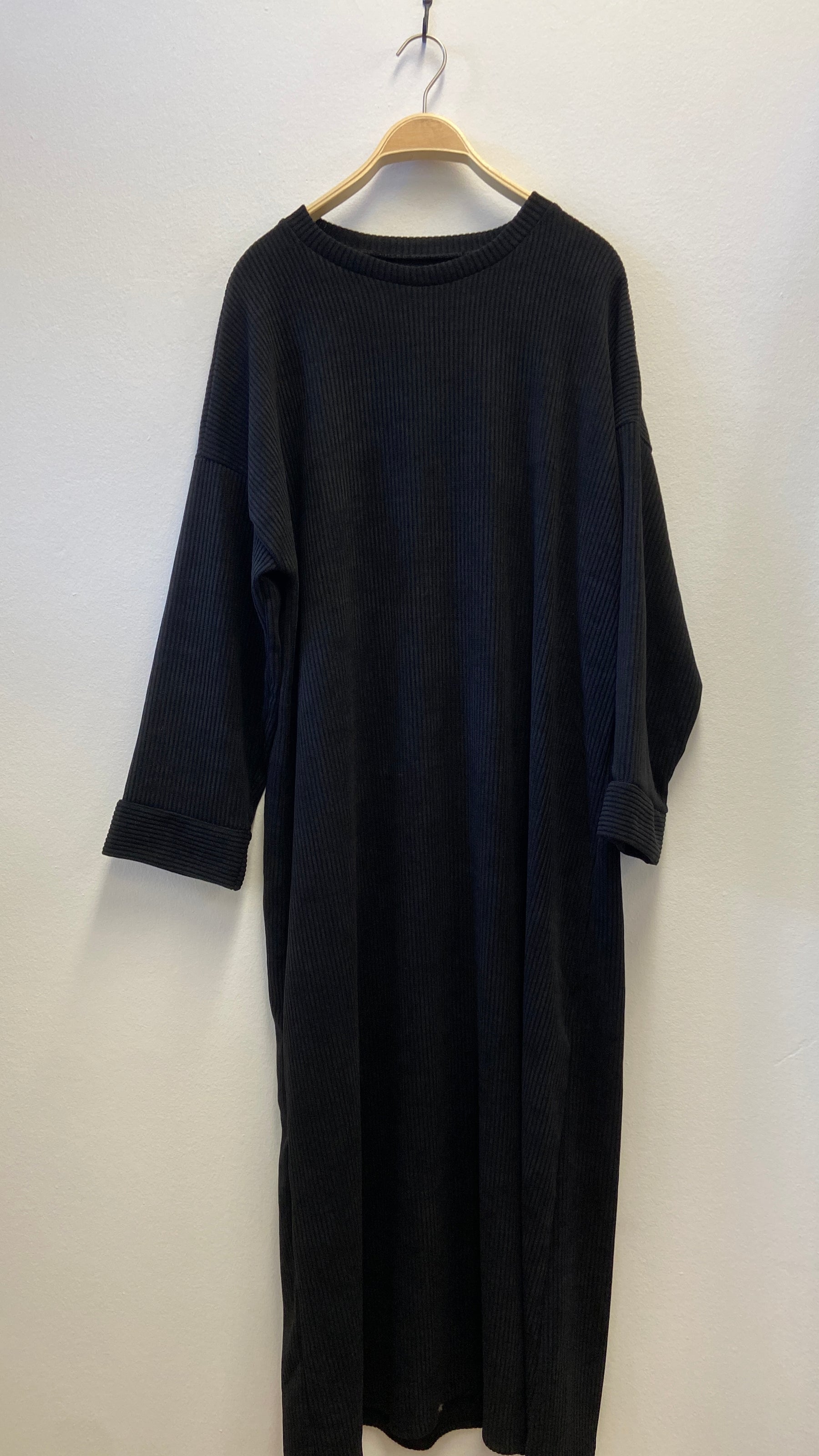 Cord Kleid
