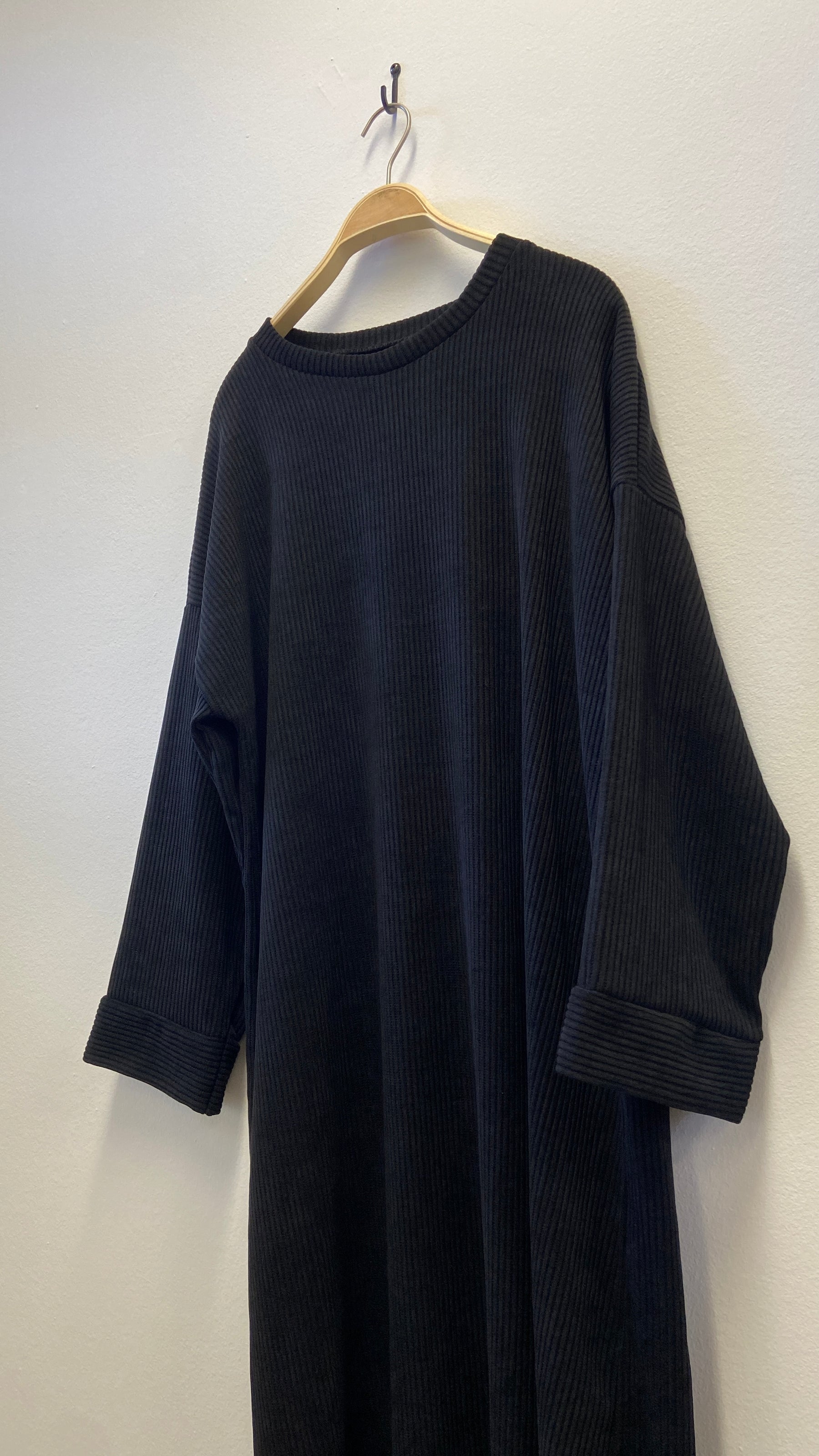 Cord Kleid
