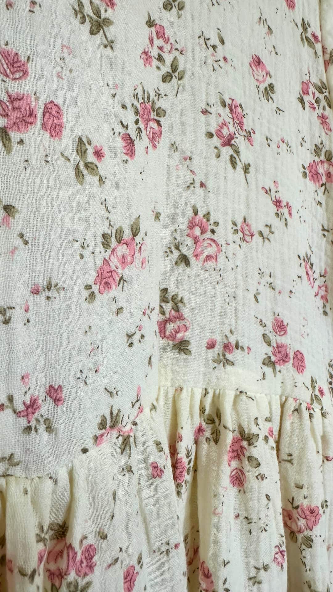 Musselin Kleid Warda Roses mit Tulpenärmel