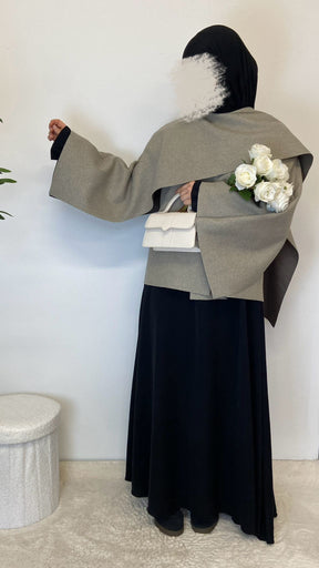 Cape mit angenähtem Schal Montecarlo