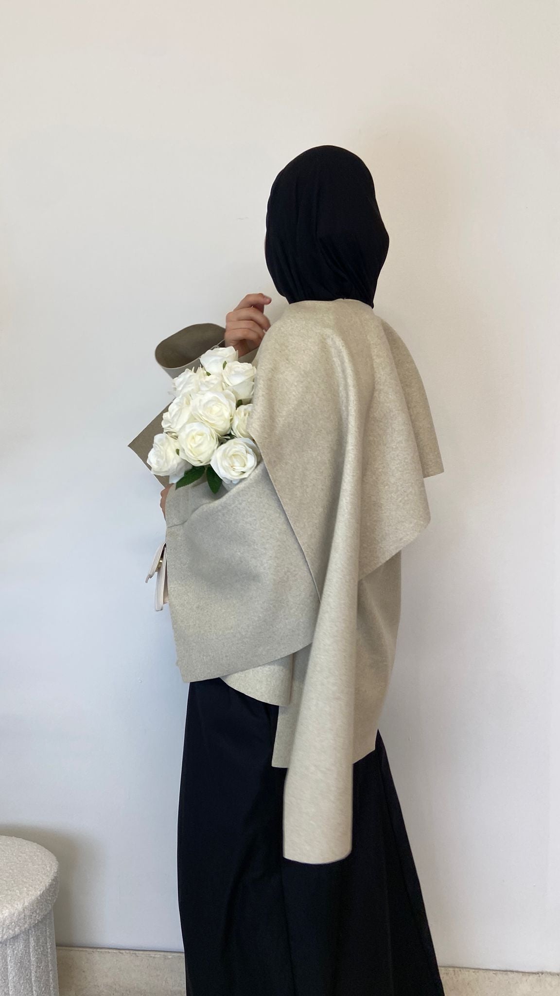 Cape mit angenähtem Schal Montecarlo